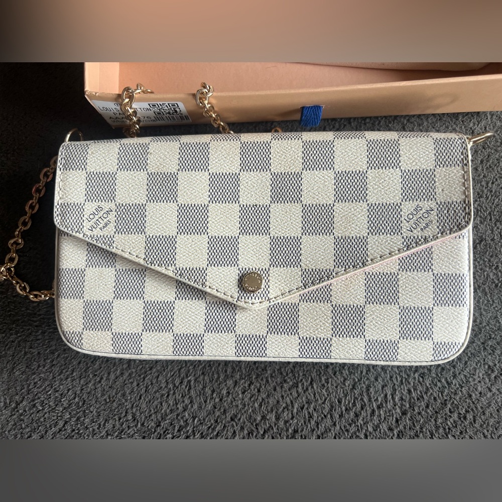 Louis Vuitton Crossbody purse with accessories